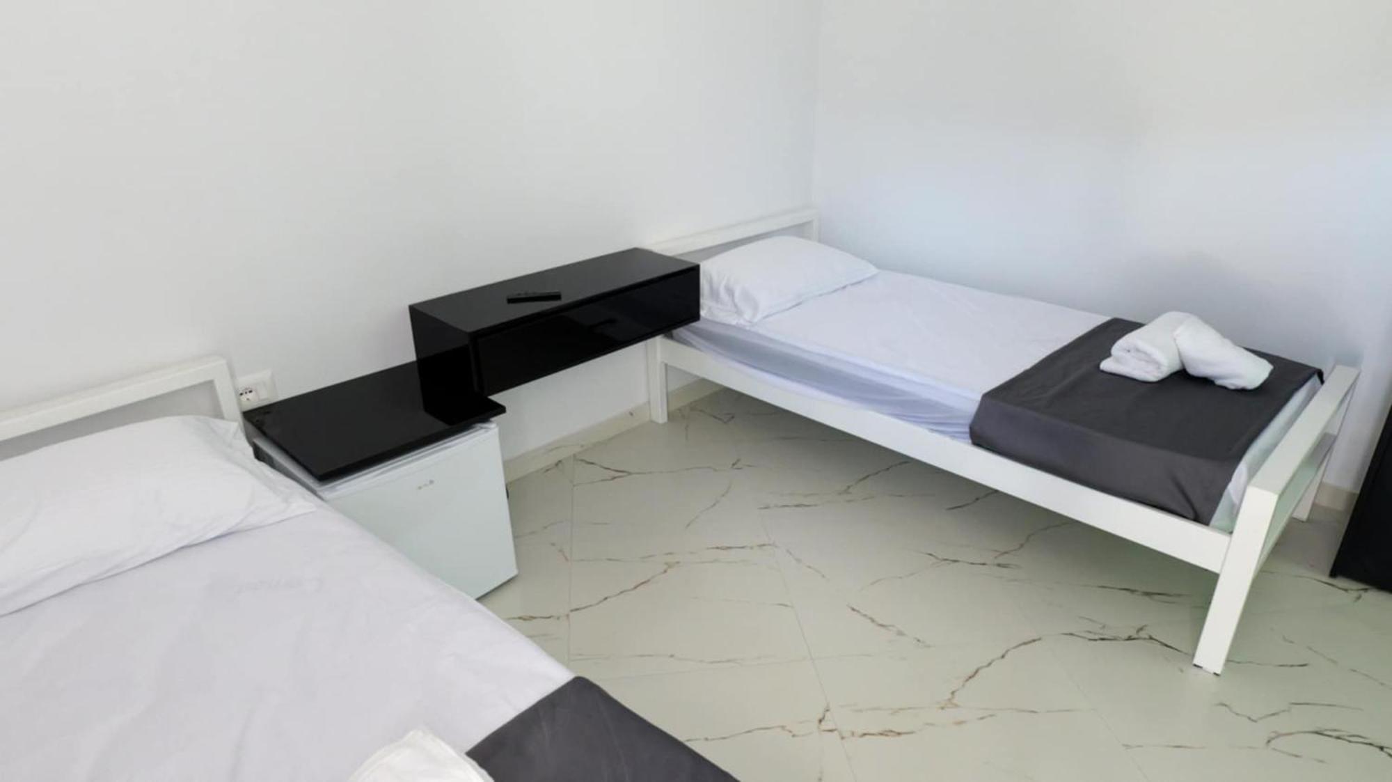 Franko Hotel Delvine